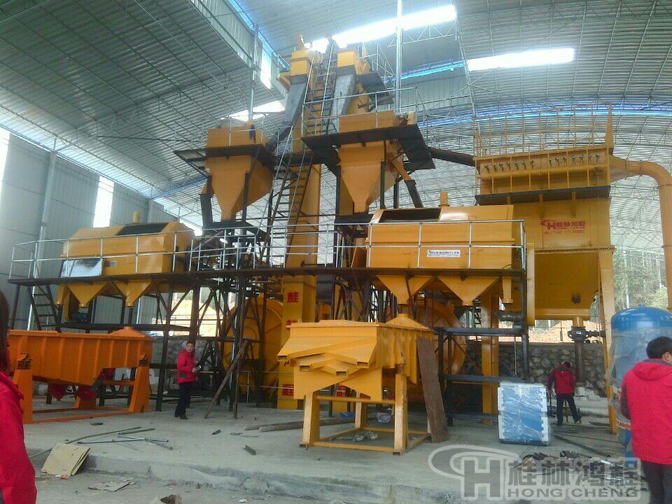 石英砂磨機(jī)，石英砂自磨機(jī)，磨粉機(jī)，制砂機(jī)