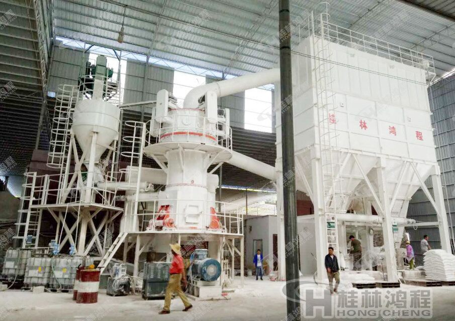 碳酸鈣超細立磨機，螢石立磨，80-2500目碳酸鈣超細立磨粉機：HLMX1100系列超細立式磨粉機