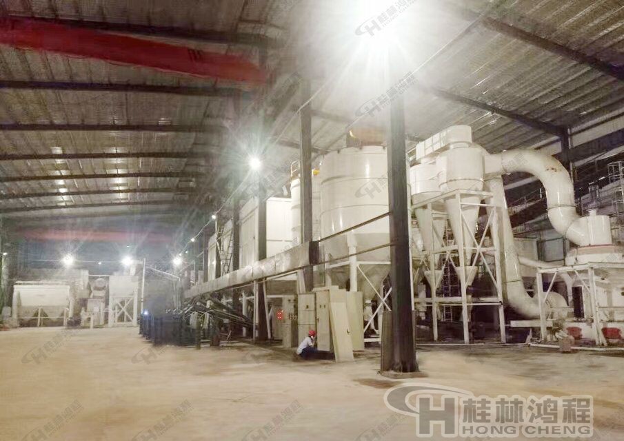 滑石粉，滑石粉碎設(shè)備，磨粉設(shè)備，磨粉機，雷蒙機